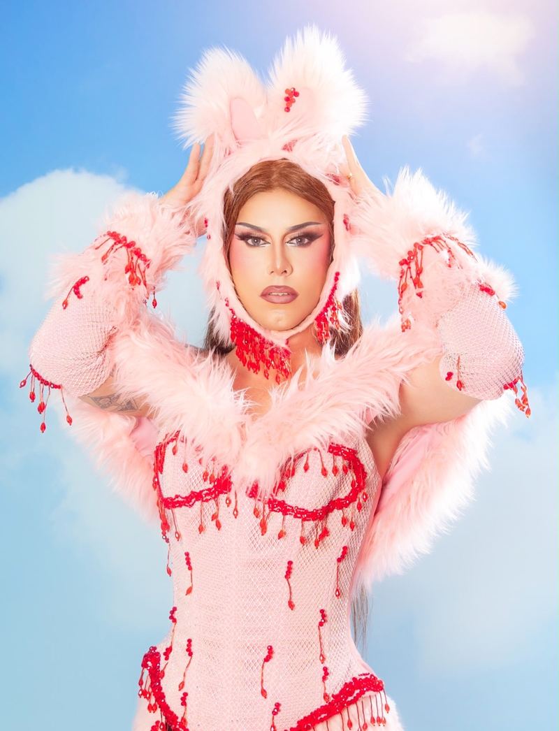 Georgina as Coelhinha, in pink fluffy bunny ears